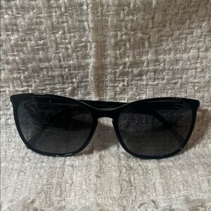 Authentic Chanel black polarized Sunglasses 5277-A c.501-S8